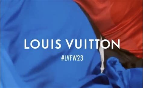 louis vuitton bandiera russa|Ukraine accuses Louis Vuitton of endorsing Russian invasion .